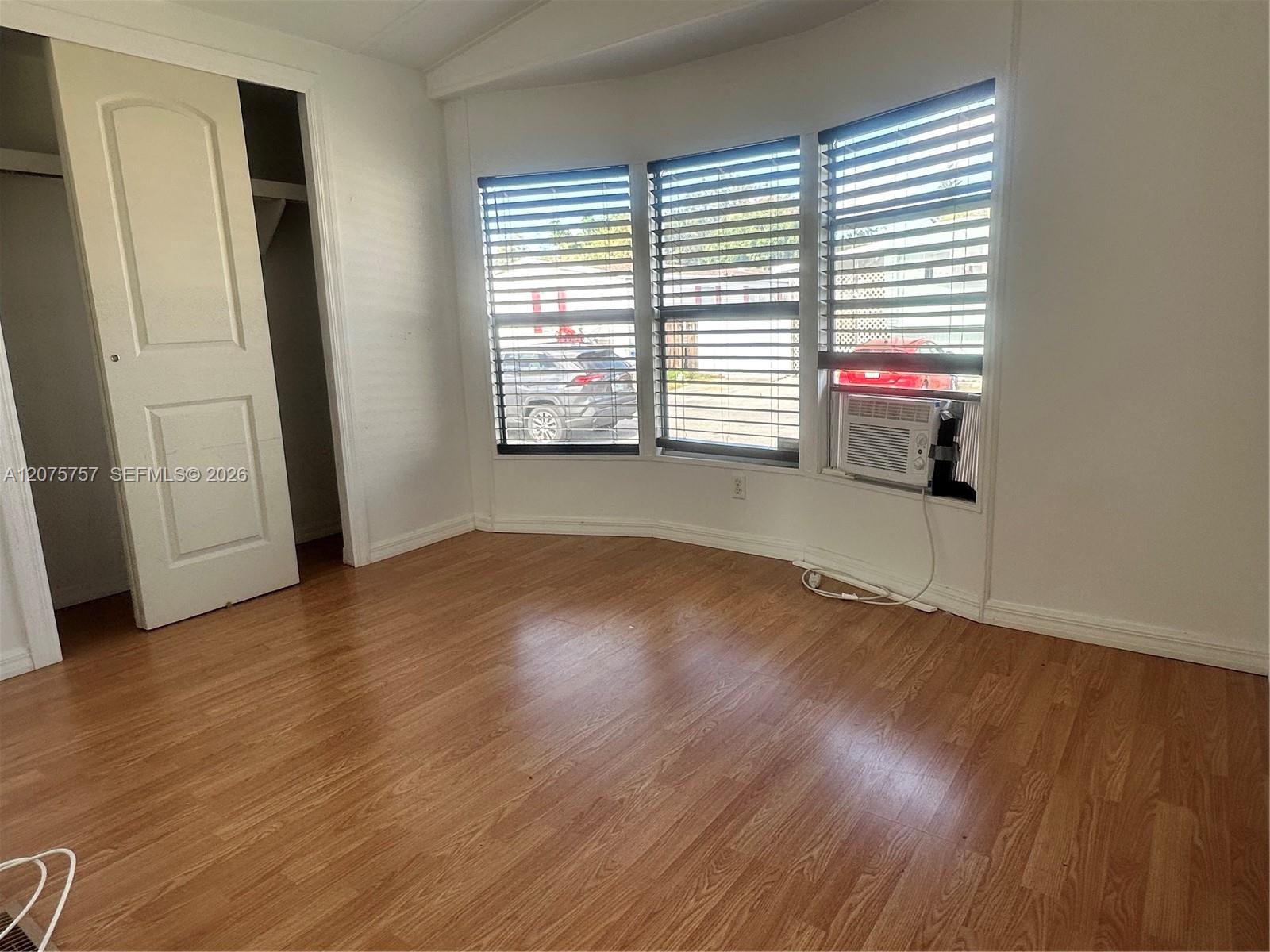 11886 Watergate Circle H Property Photo 7