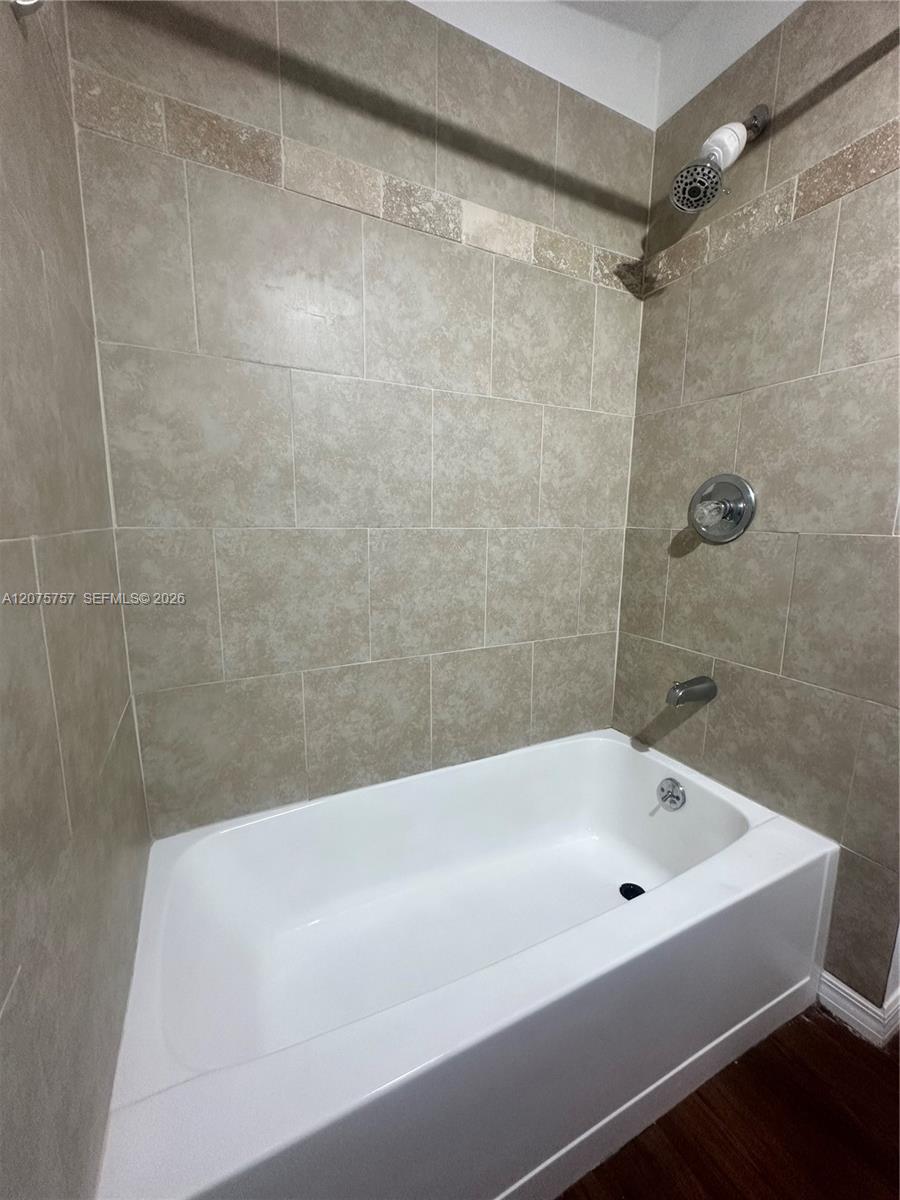 11886 Watergate Circle H Property Photo 19