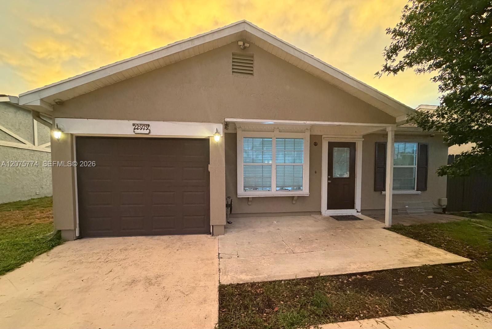 22979 Sandalfoot Boulevard Property Photo 5