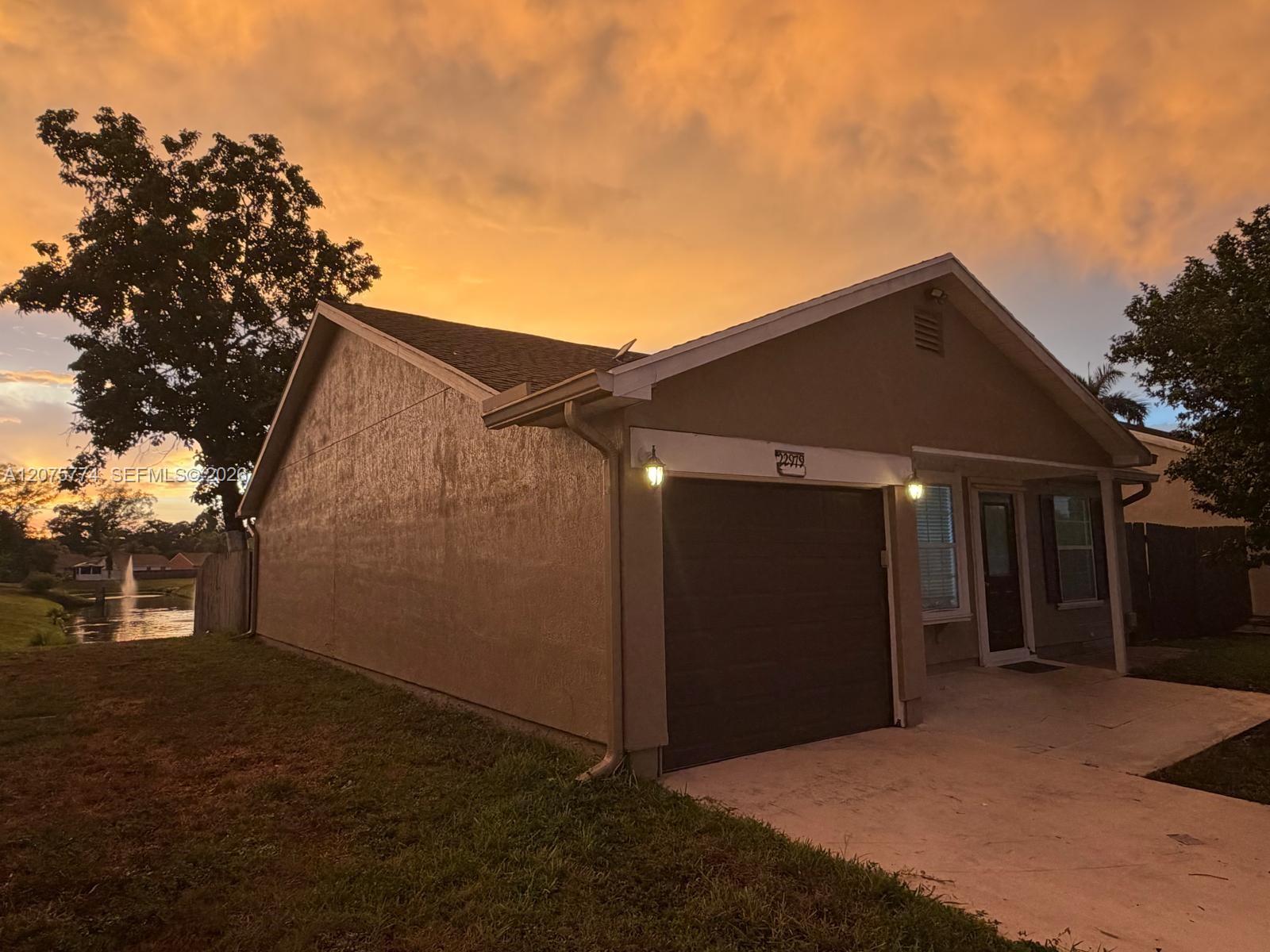 22979 Sandalfoot Boulevard Property Photo 12