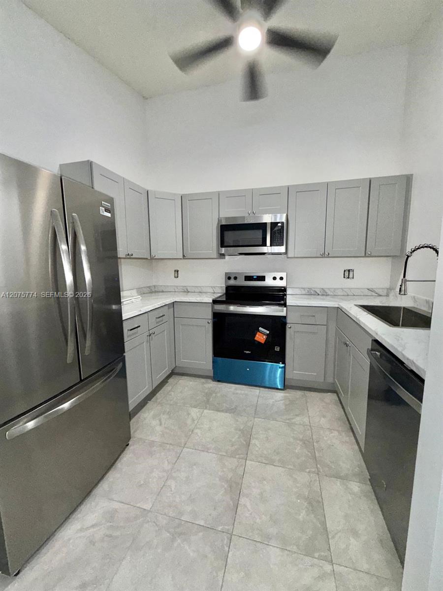 22979 Sandalfoot Boulevard Property Photo 15