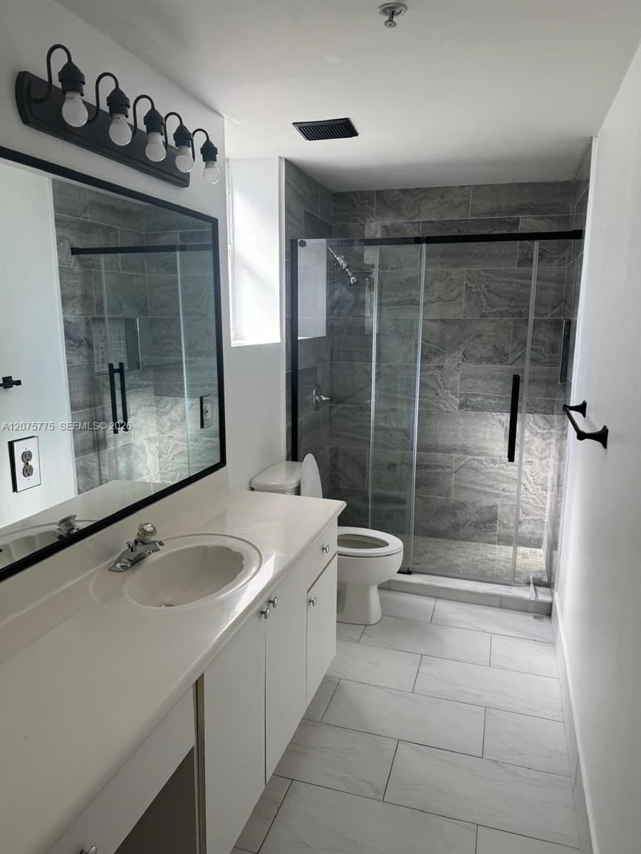 A12075775 Property Photo 13