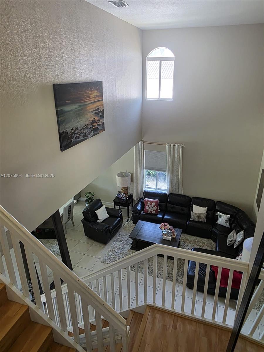 A12075804 Property Photo 8