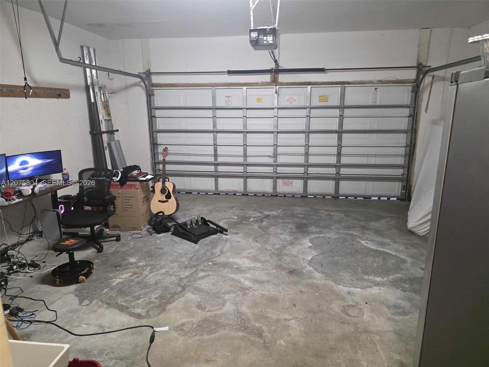 A12075804 Property Photo 14