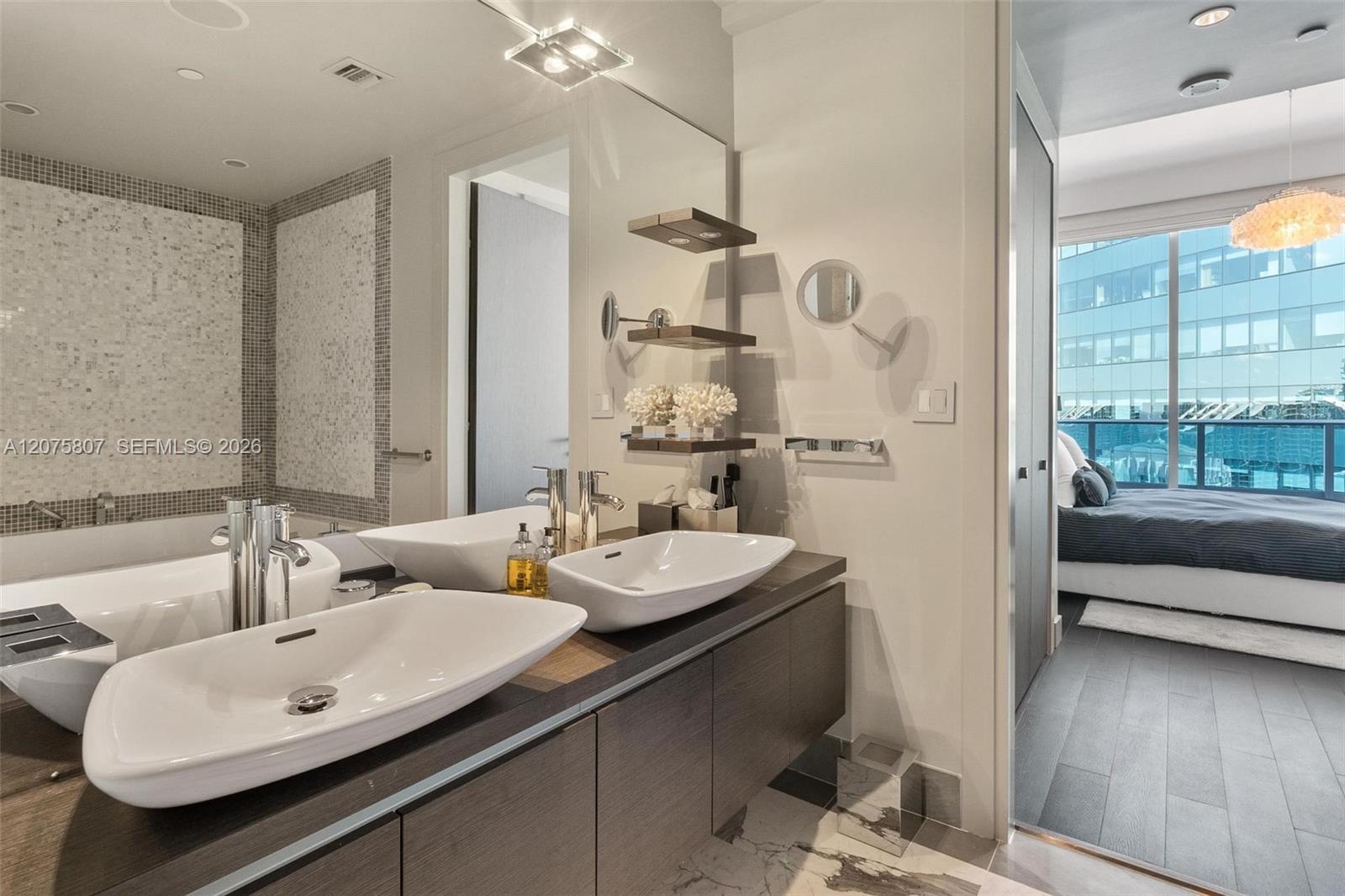 200 Biscayne Boulevard Way 5211 Property Photo 24