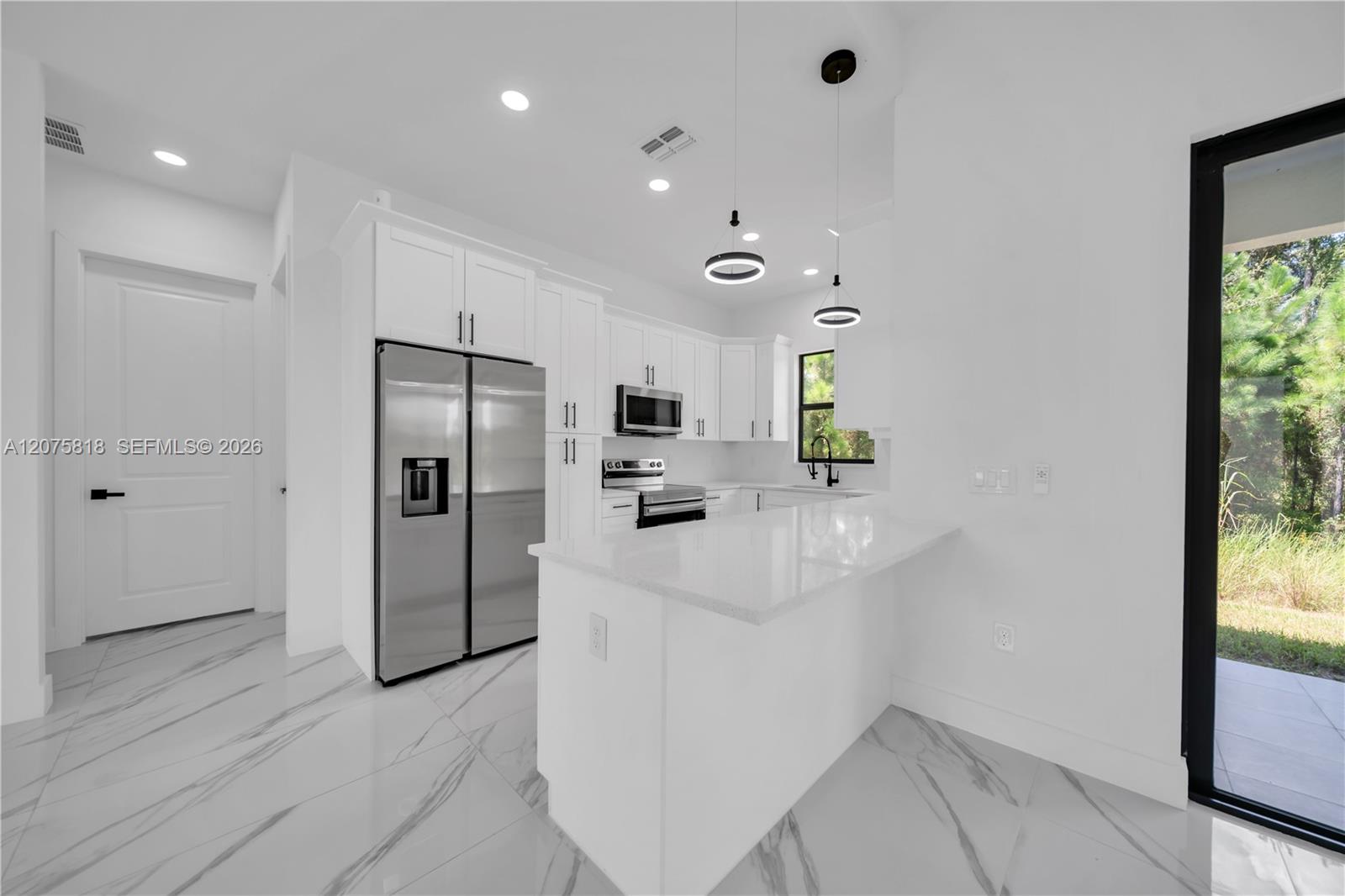 505 E 9th Street Property Photo 12