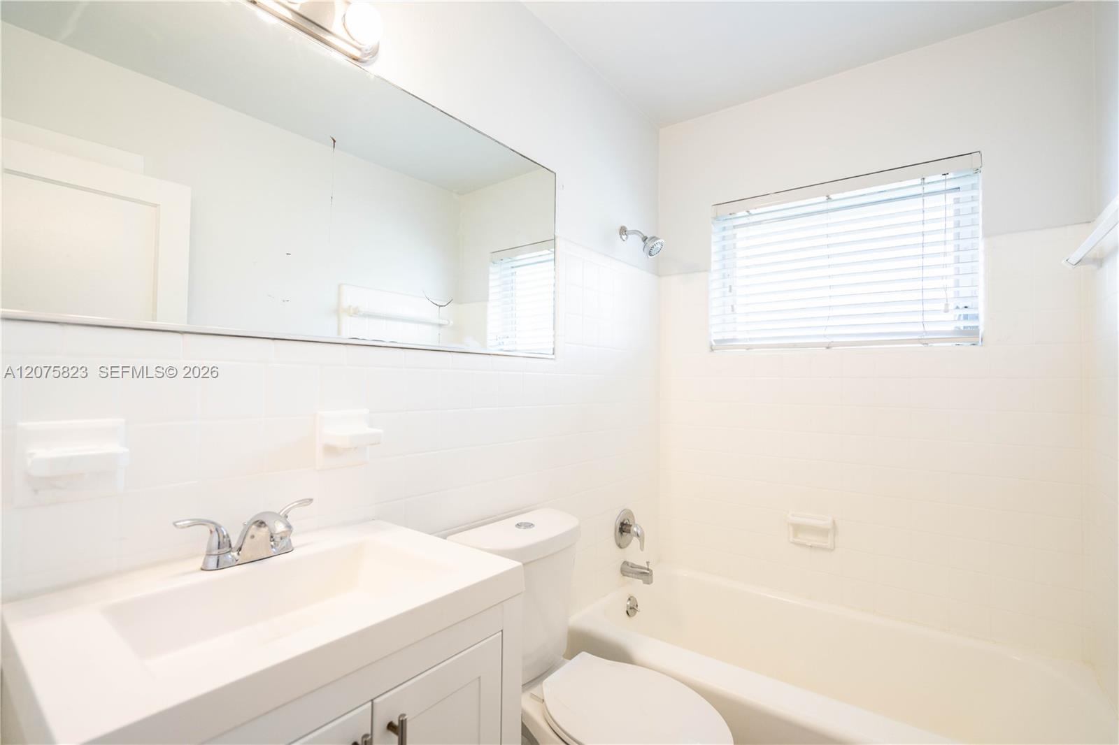 433 Ne 82nd Street 9 Property Photo 12