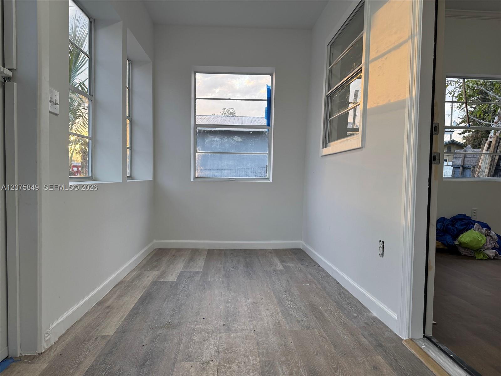 822 Lemon Property Photo 3
