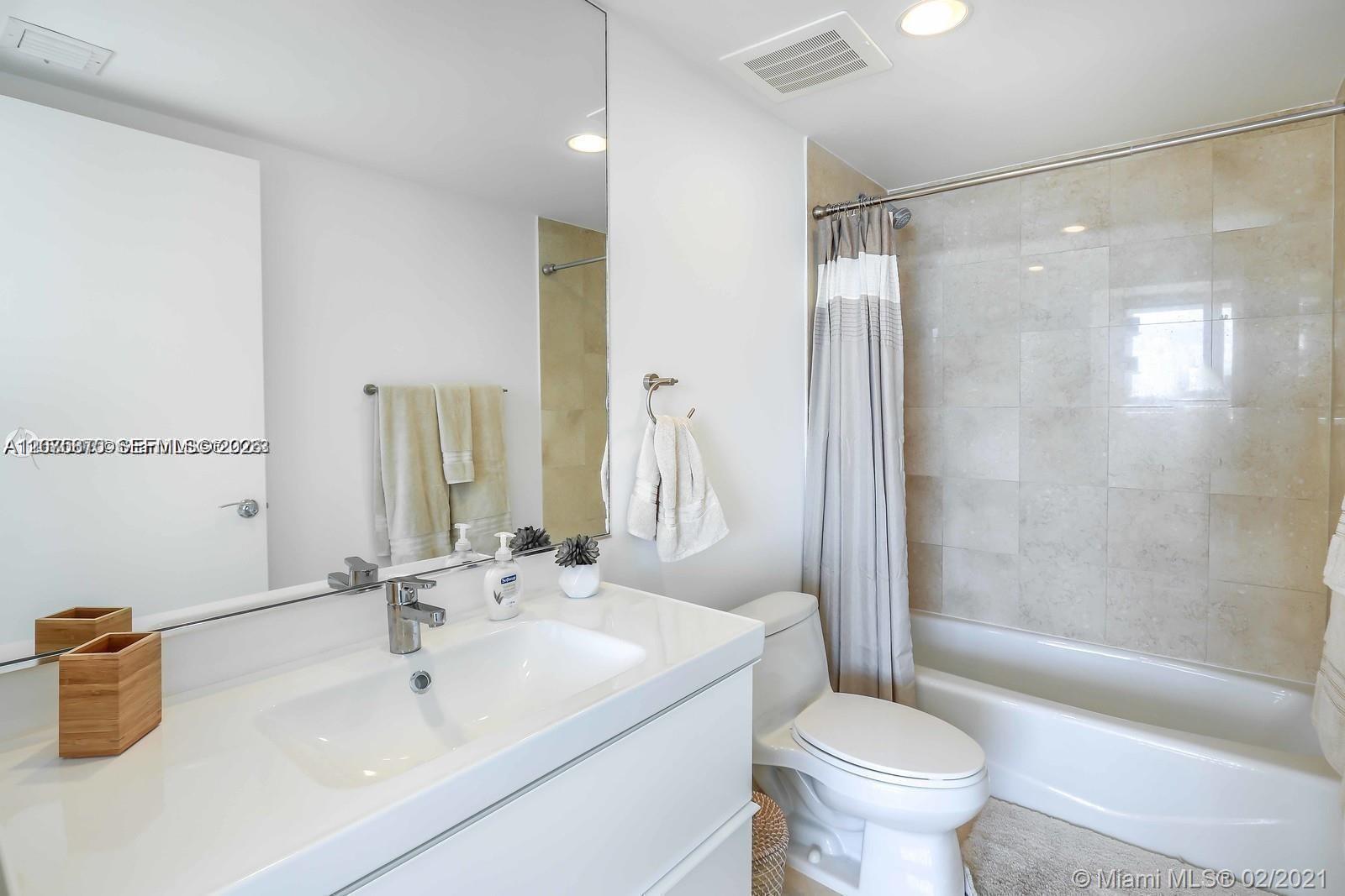 1830 S Ocean Drive 3704 Property Photo 22