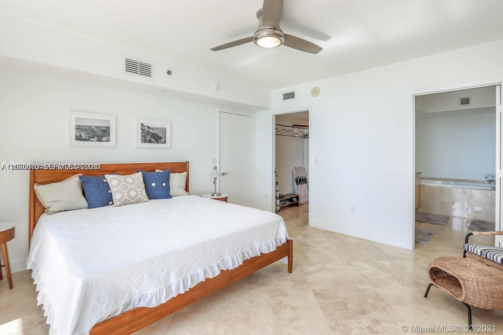 1830 S Ocean Drive 3704 Property Photo 23