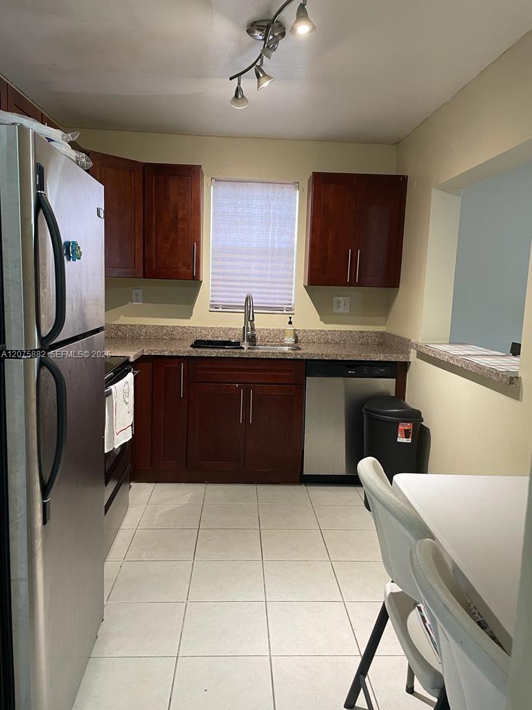 4167 Nw 90th Avenue 101 Property Photo 1