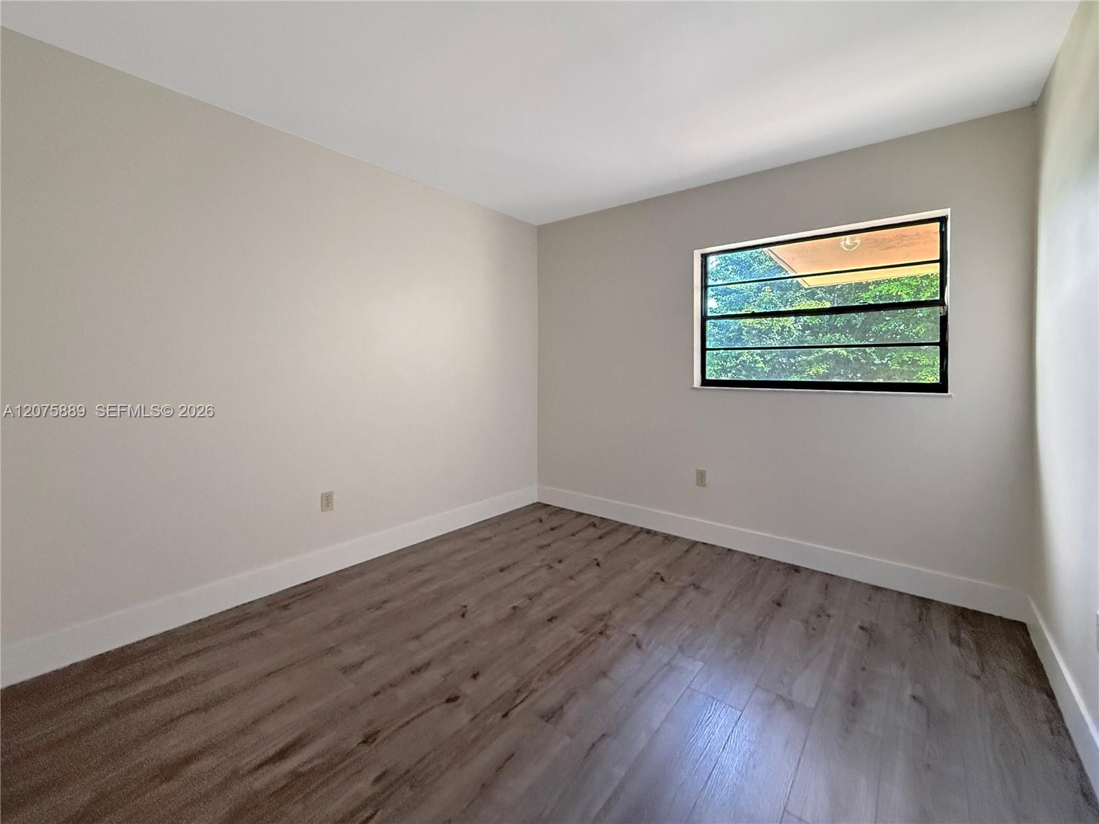 995 Sw 84th Avenue 309 Property Photo 10