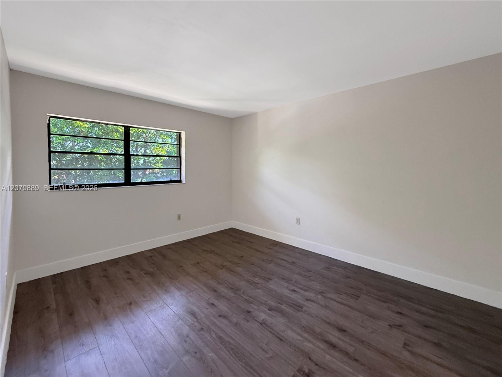 995 Sw 84th Avenue 309 Property Photo 13