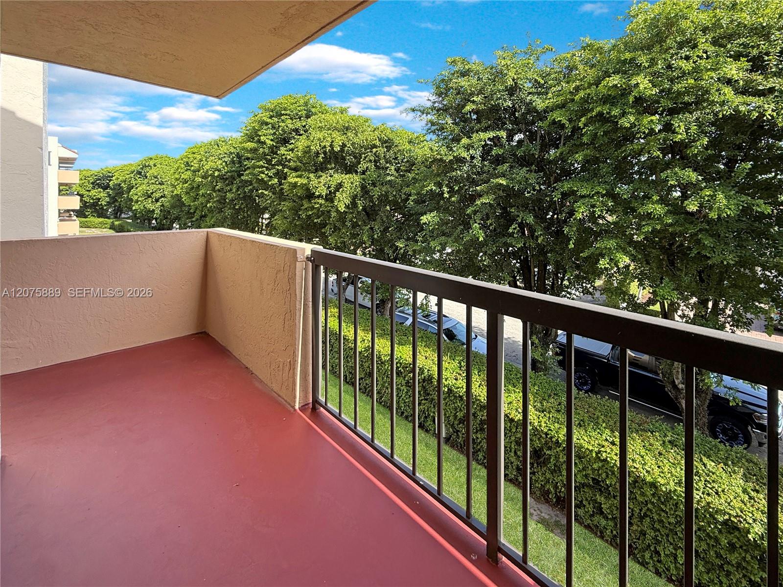 995 Sw 84th Avenue 309 Property Photo 21