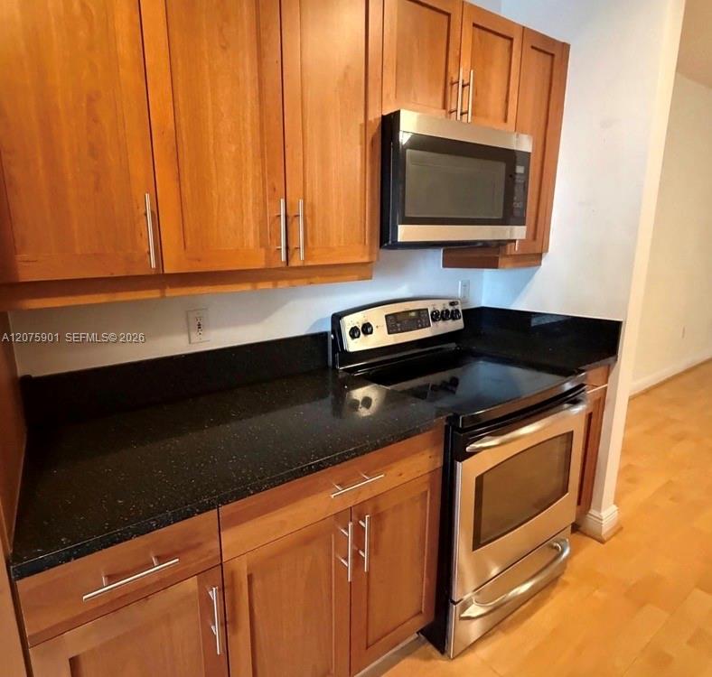 332 Sw 14th Avenue 332 Property Photo 5
