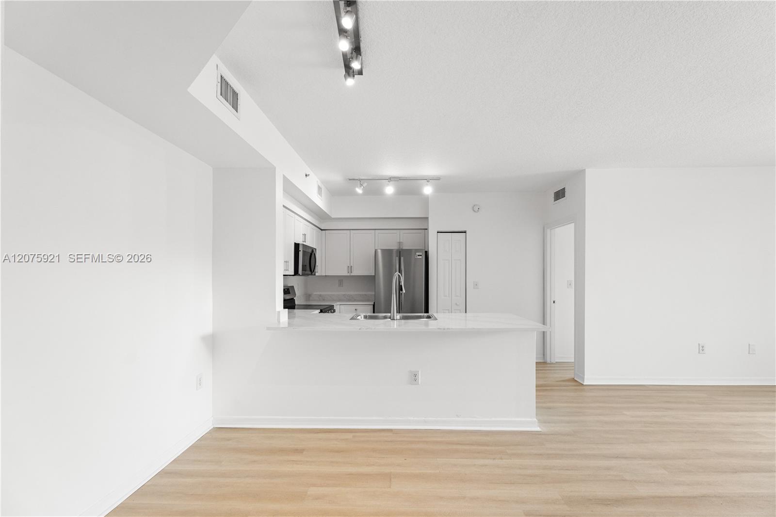 6851 Sw 44th Street 209 Property Photo 4