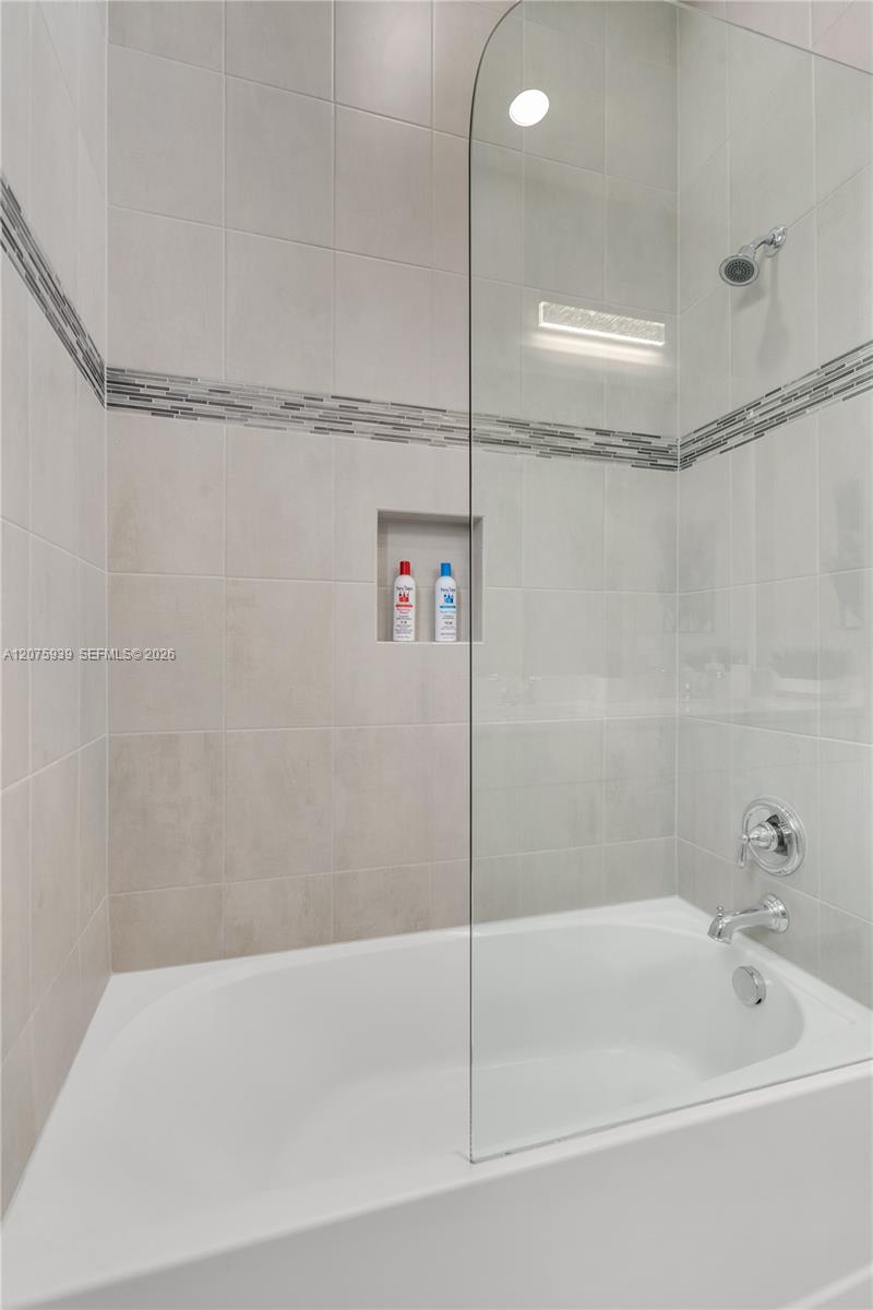 15769 Hummingbird Lane Property Photo 26