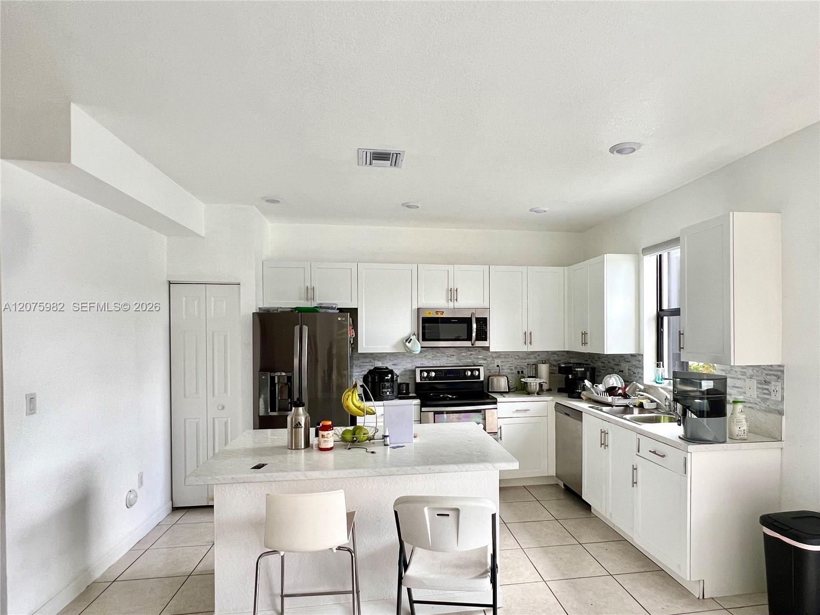 5946 Mustang Manor Property Photo 3