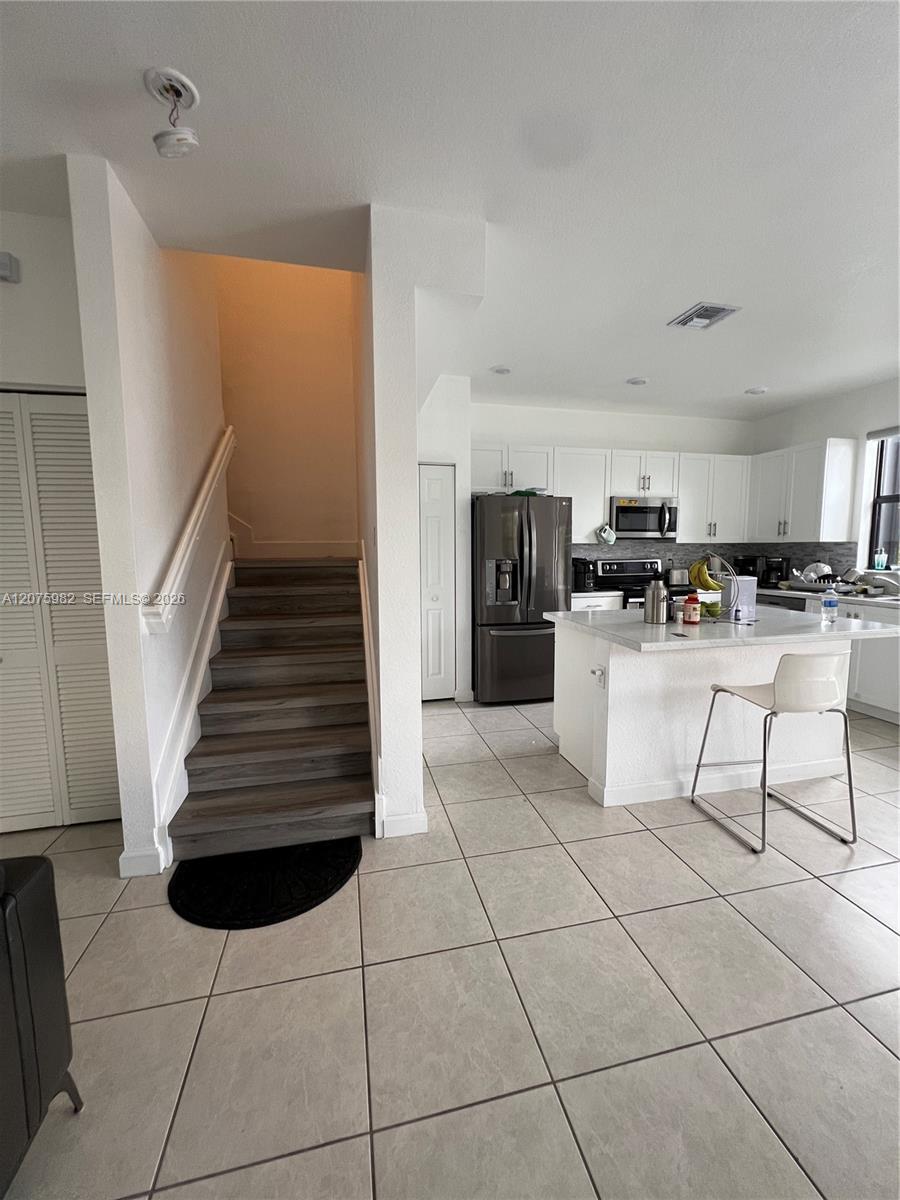 5946 Mustang Manor Property Photo 10
