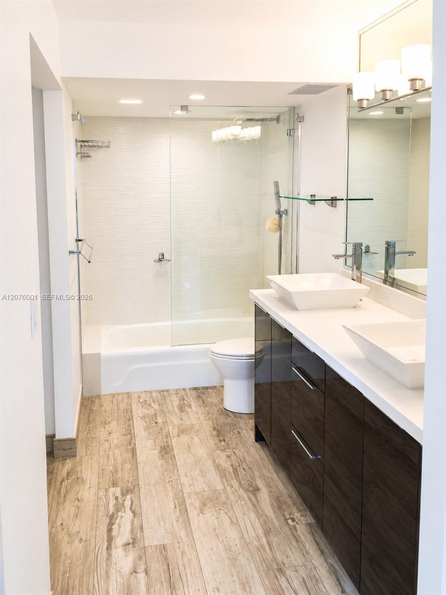 2333 Brickell Avenue 2309 Property Photo 5