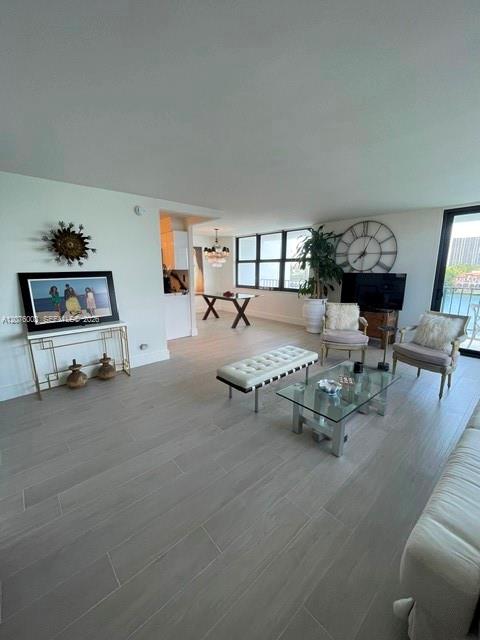 A12076002 Property Photo 10