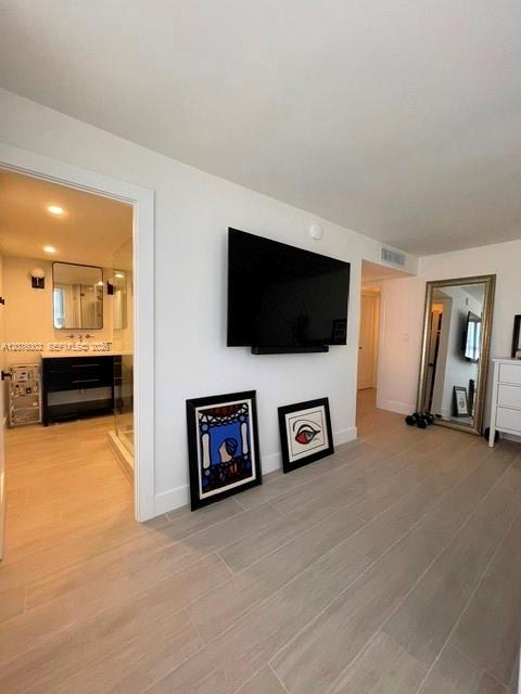 A12076002 Property Photo 26