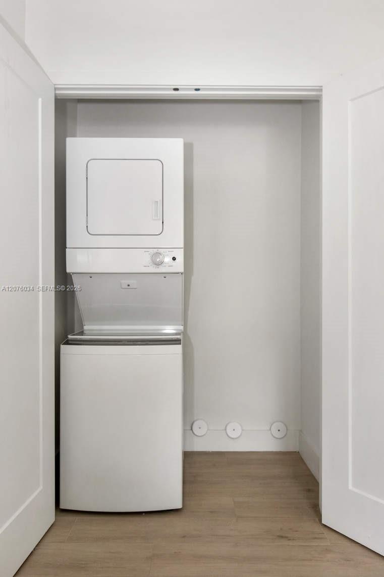 624 Santander Avenue 1 Property Photo 15