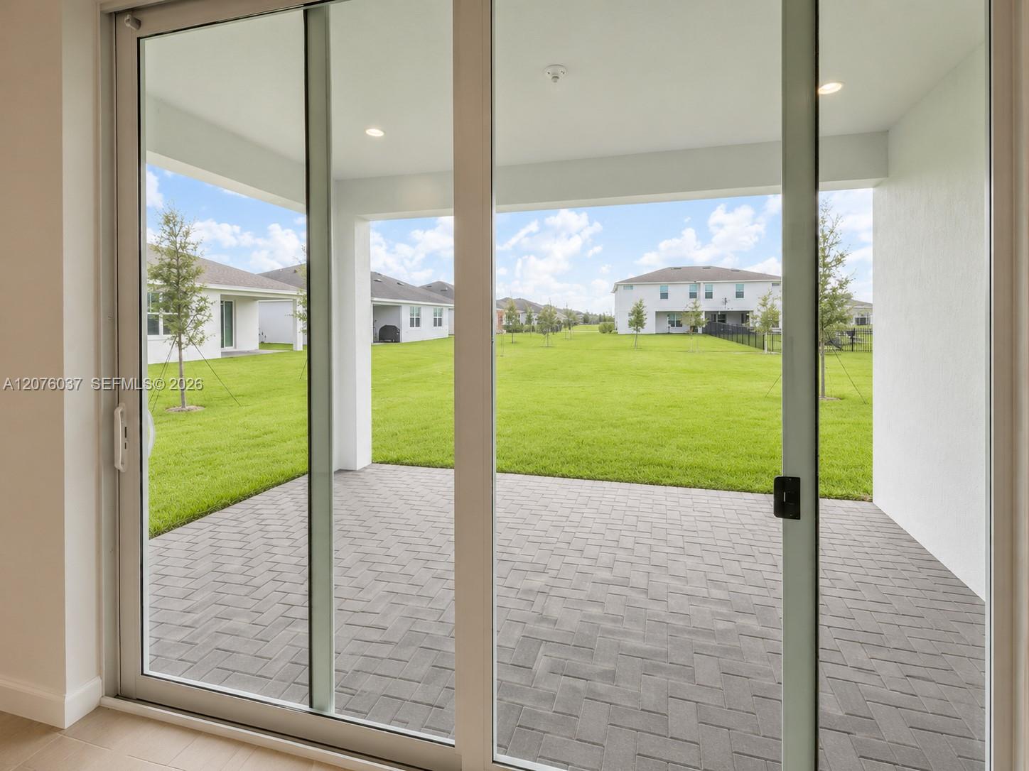 A12076037 Property Photo 22