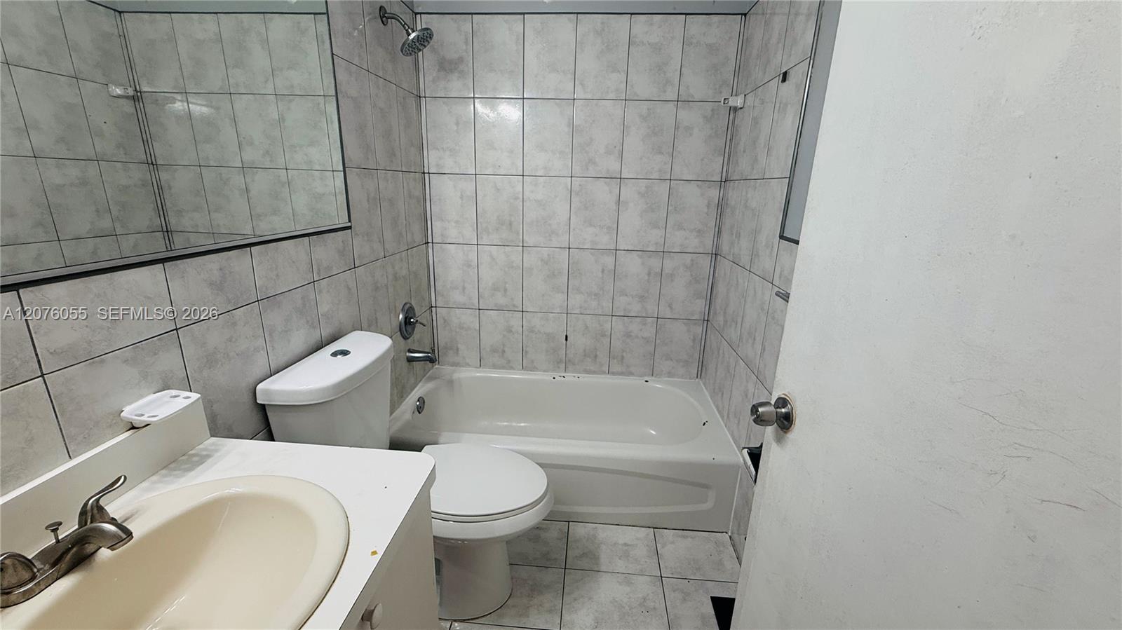 230 Nw 7th Avenue Property Photo 14