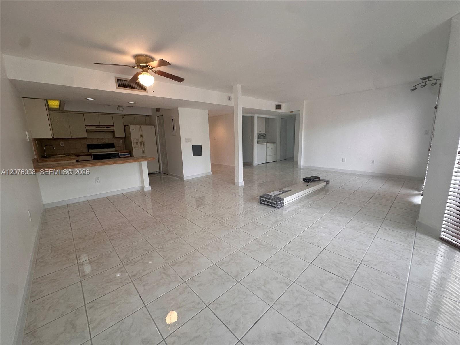 8810 Sw 132nd Place 401dn Property Photo 7