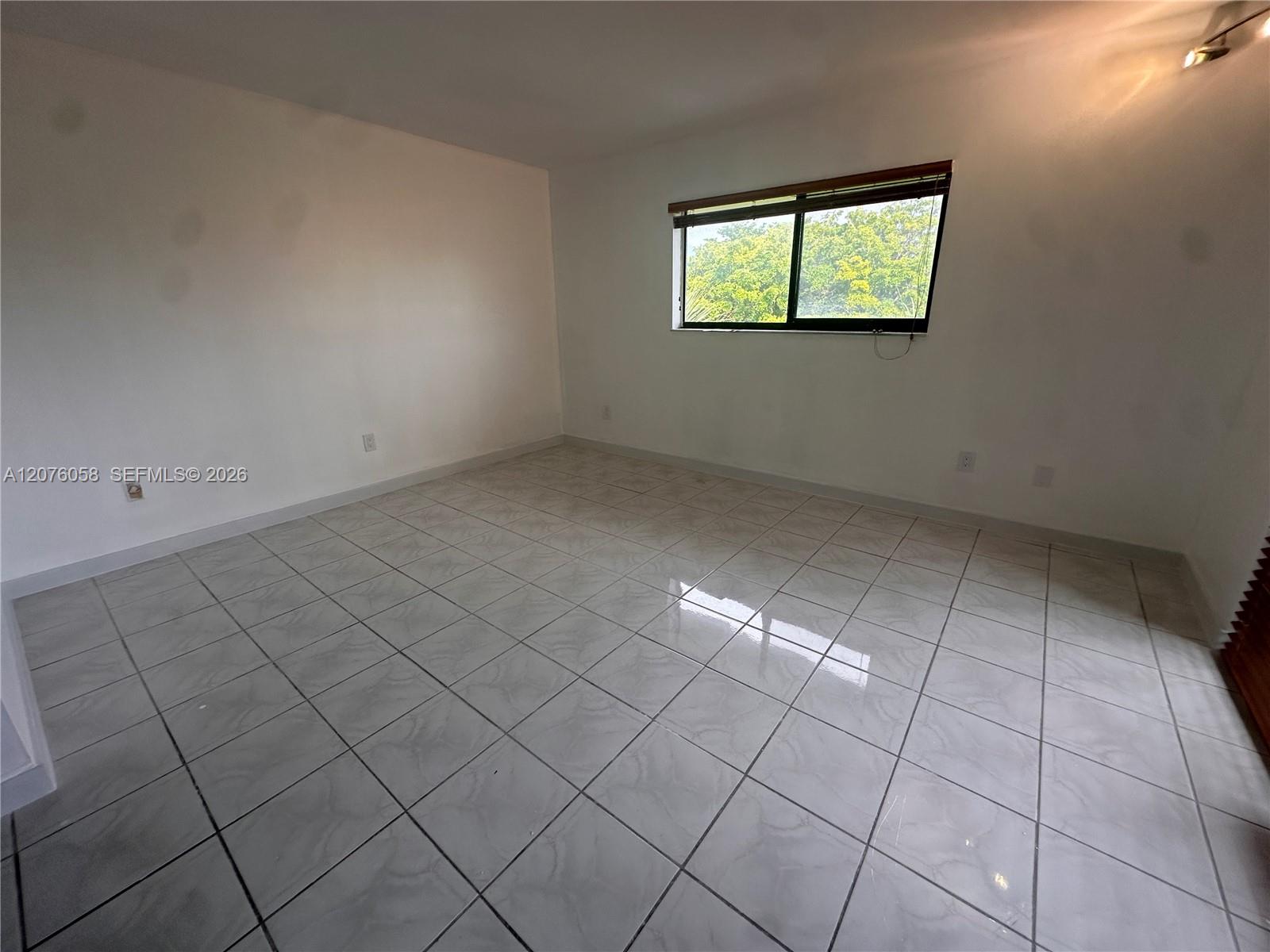8810 Sw 132nd Place 401dn Property Photo 19