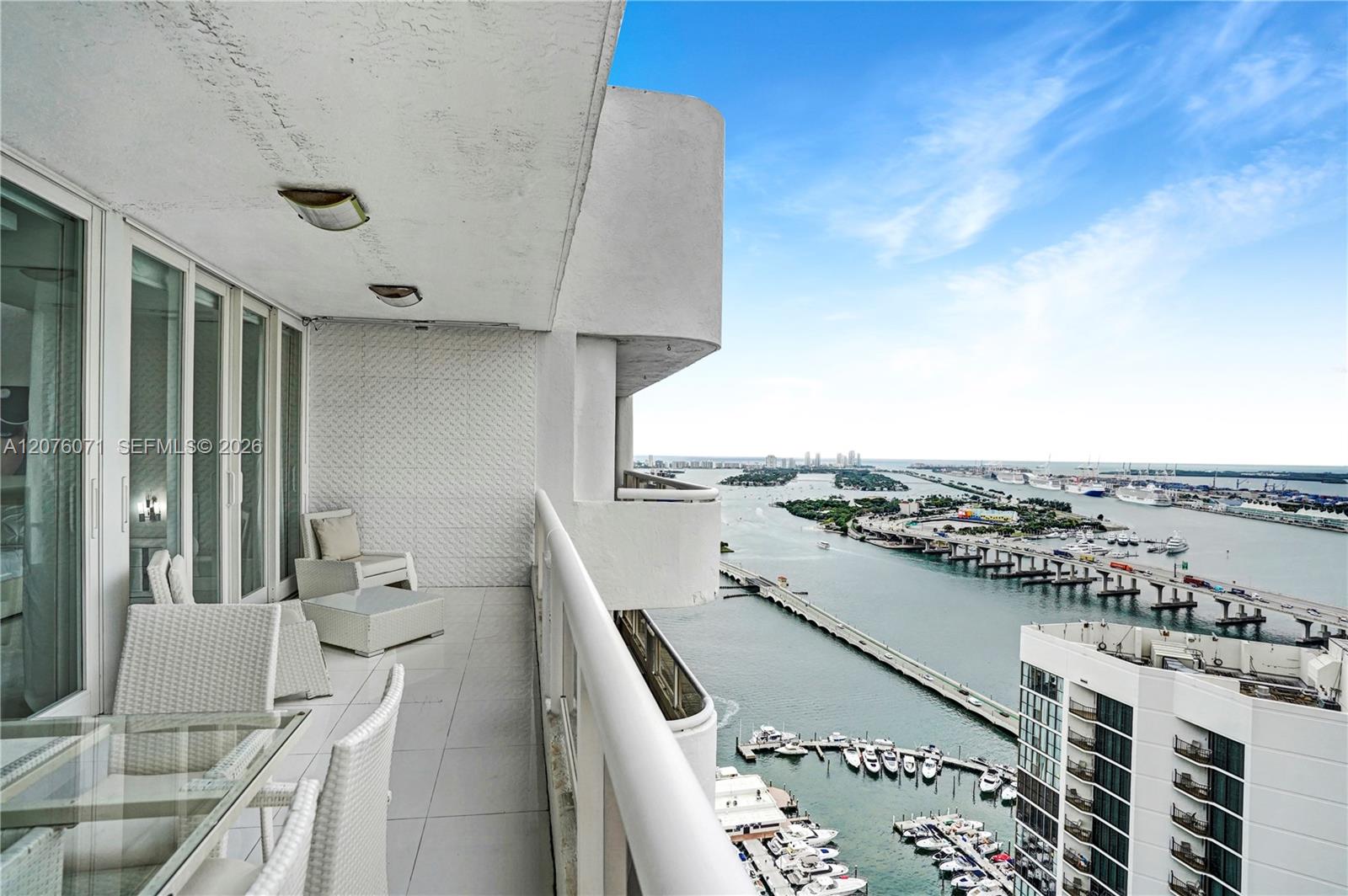1717 N Bayshore Drive A-4242 Property Photo 5