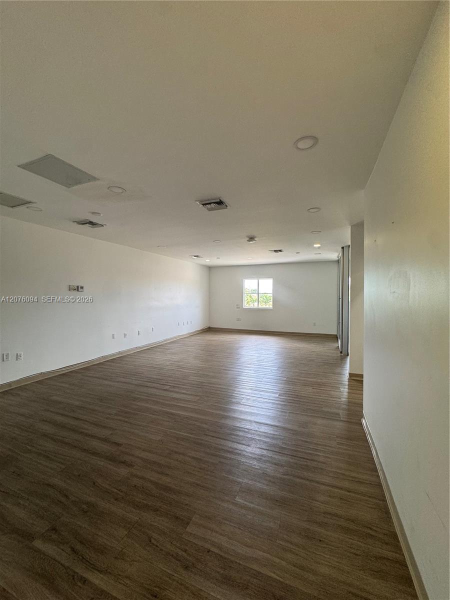7490 Sw 23rd Street 203 Property Photo 2