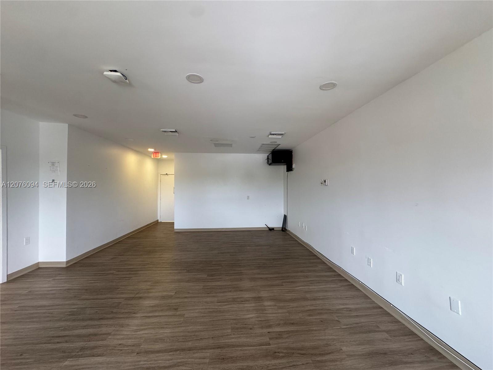 7490 Sw 23rd Street 203 Property Photo 5