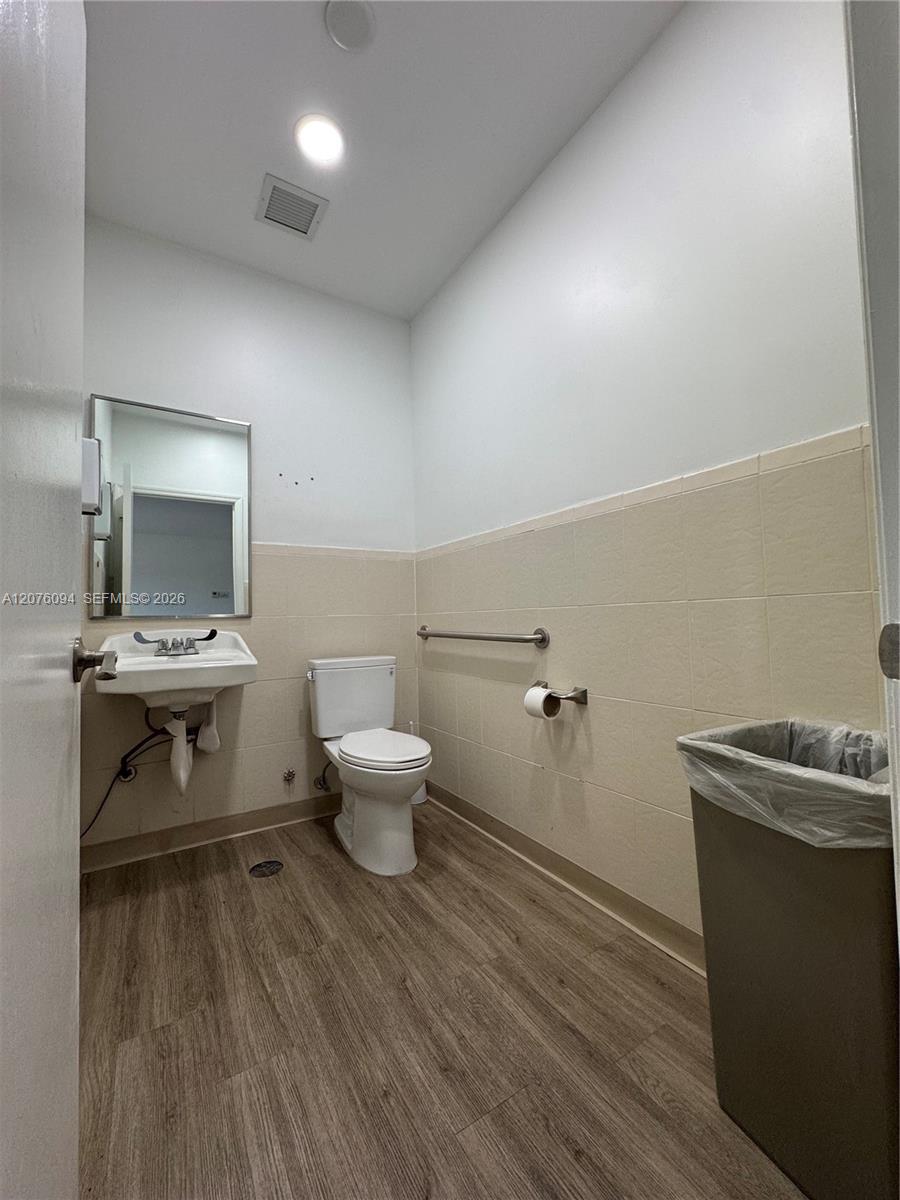 7490 Sw 23rd Street 203 Property Photo 15