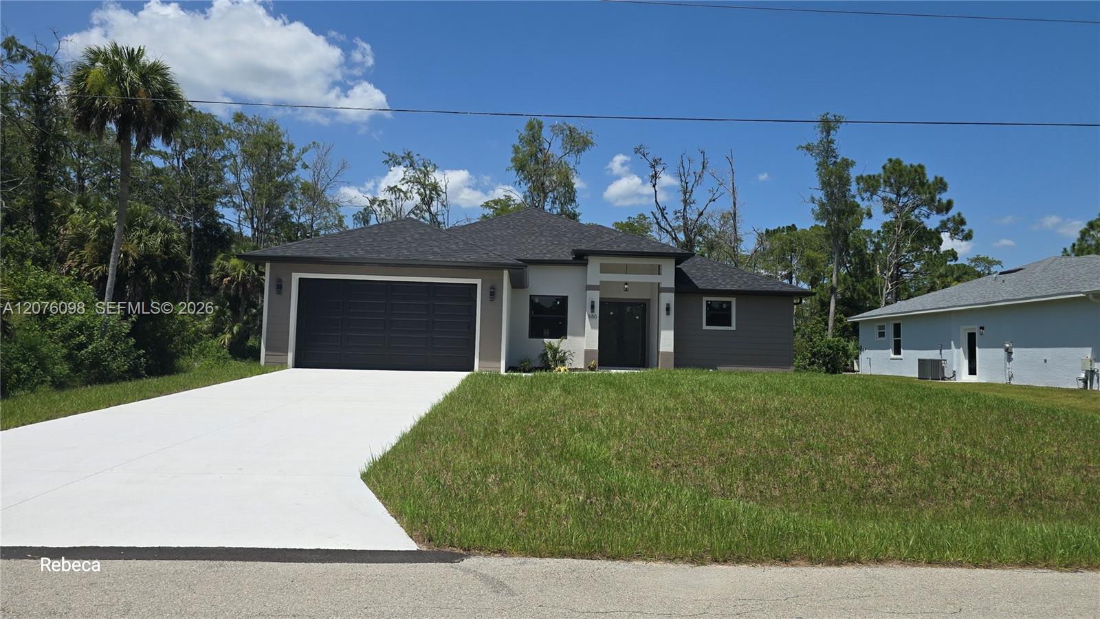 580 Woodview Drive Property Photo 1