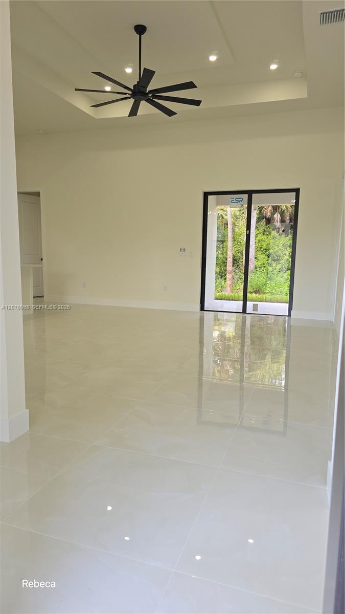 580 Woodview Drive Property Photo 7