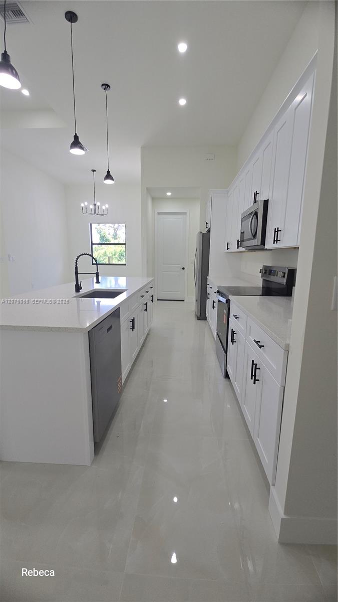 580 Woodview Drive Property Photo 26