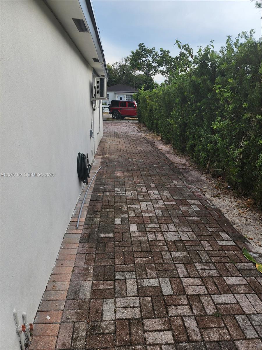 A12076109 Property Photo 16