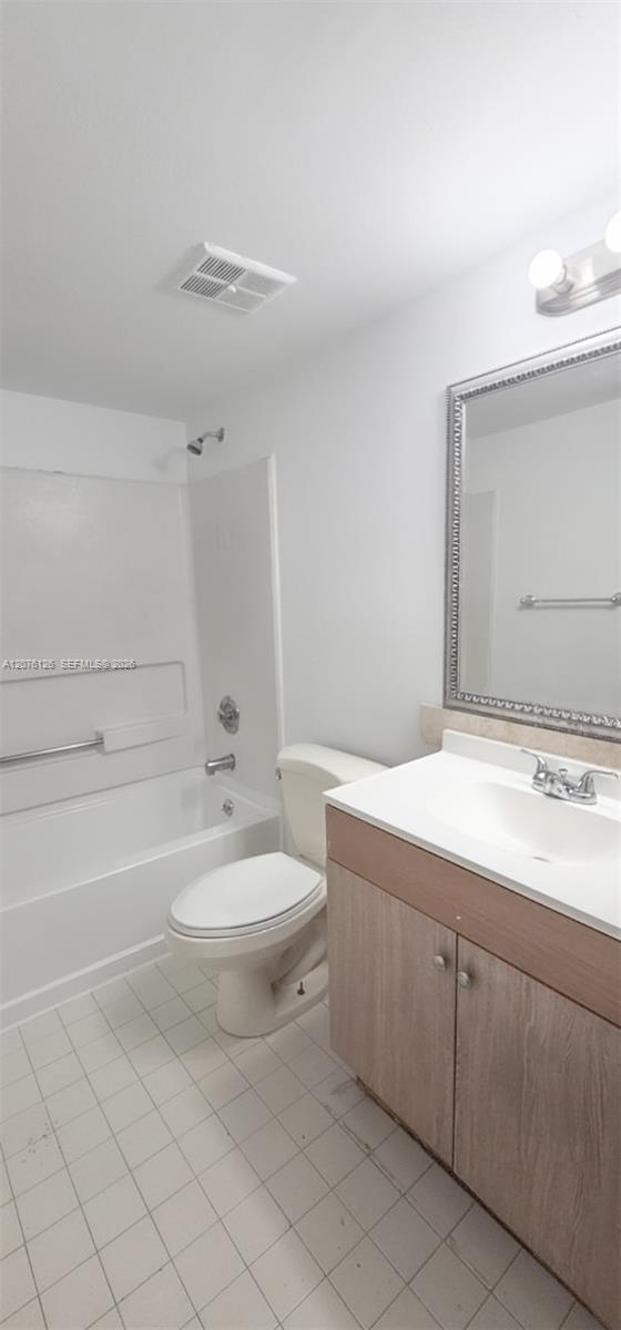 7035 Nw 186th Street D110 Property Photo 12