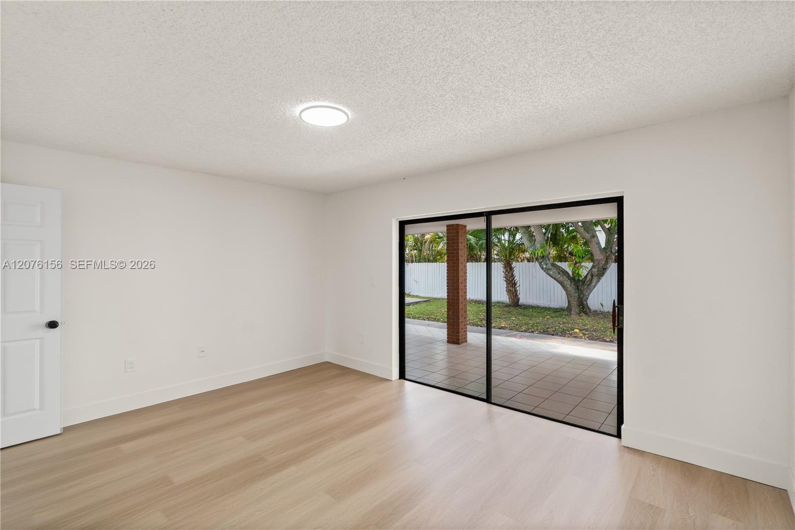 1201 Sw 142nd Avenue Property Photo 19