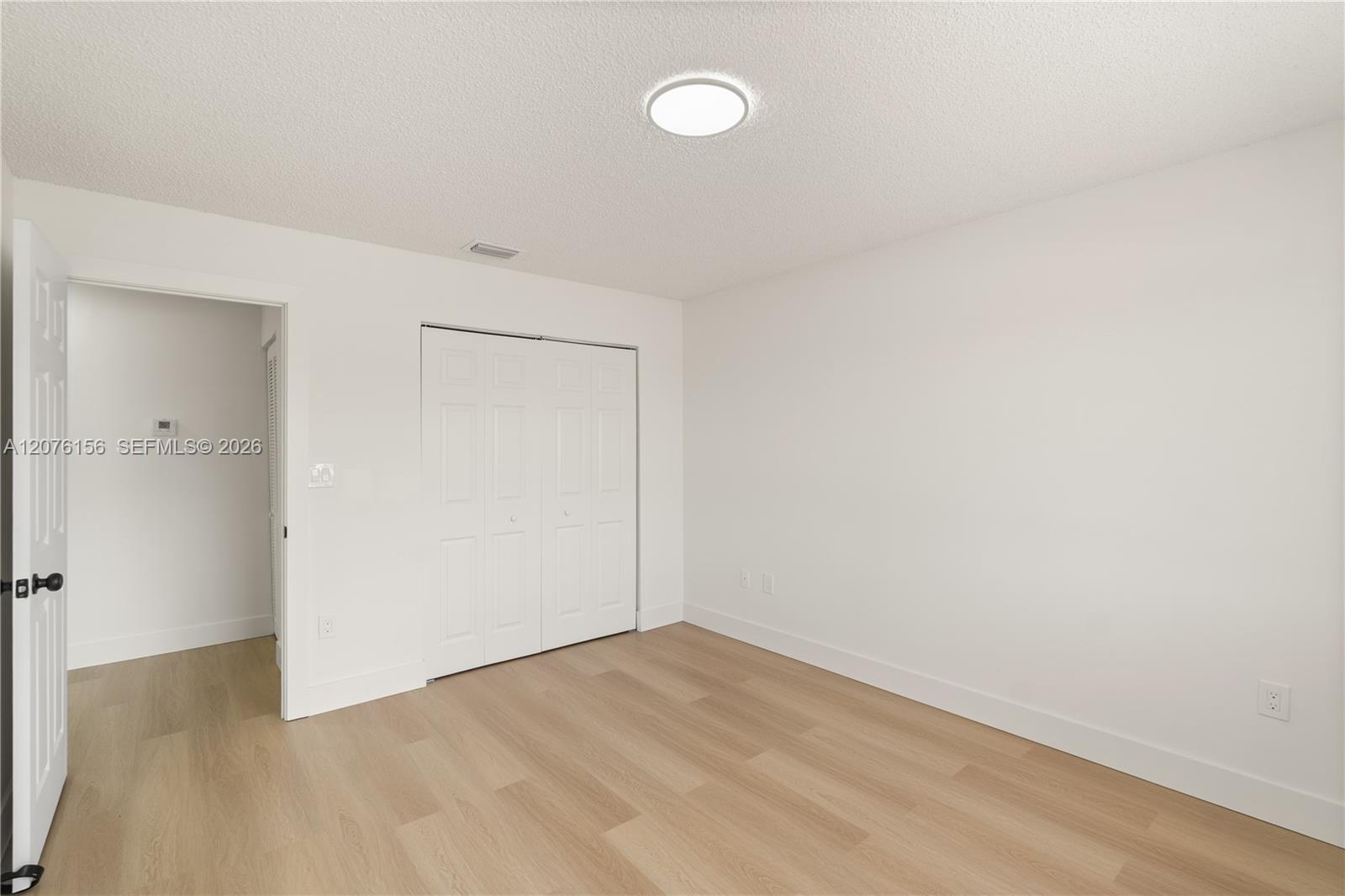 1201 Sw 142nd Avenue Property Photo 27