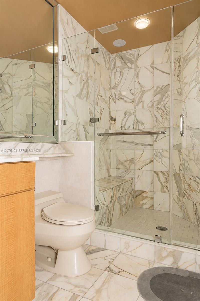 3700 Island Boulevard C402 Property Photo 44