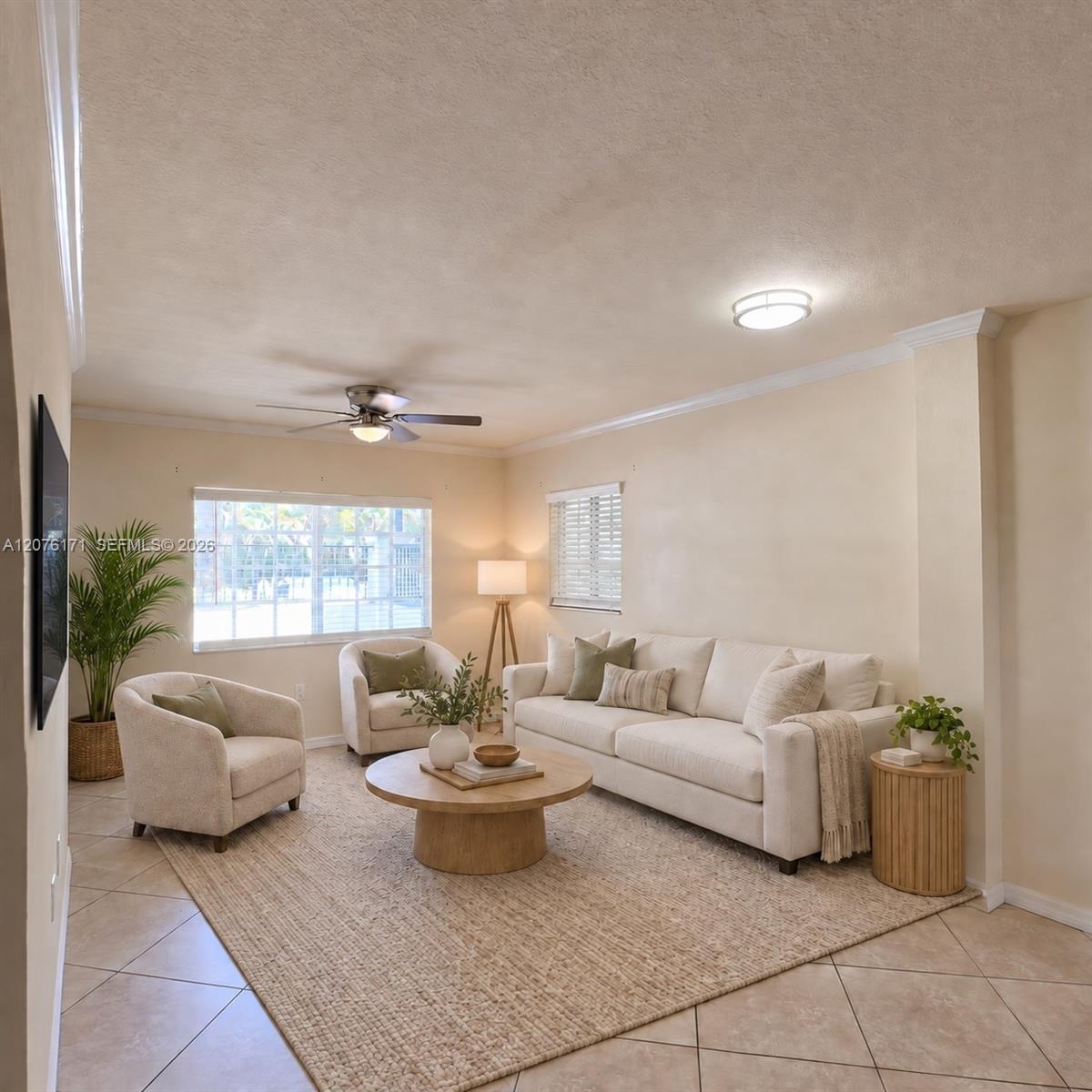 1000 Palm Trail 8 Property Photo 2