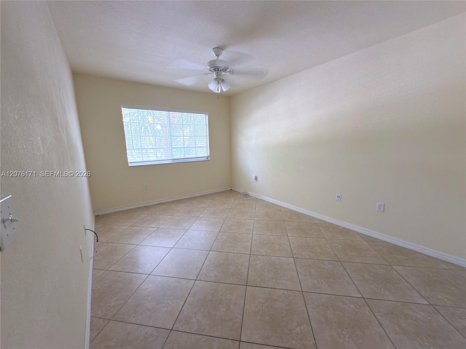 1000 Palm Trail 8 Property Photo 15