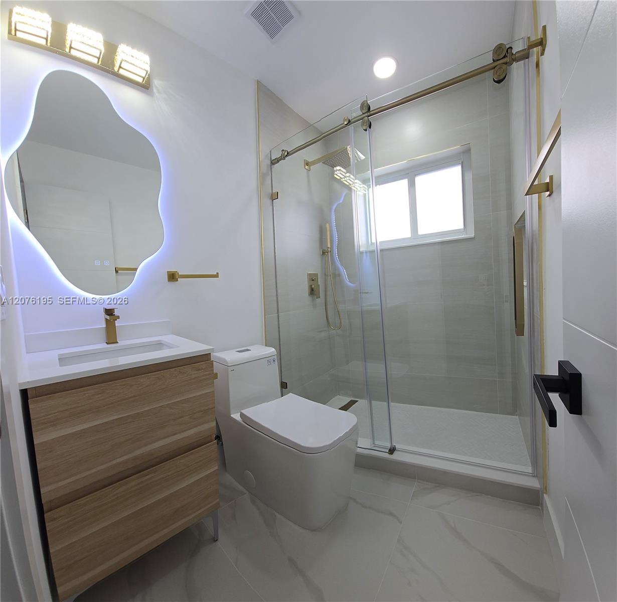 9612 Grand Canal Drive Property Photo 10