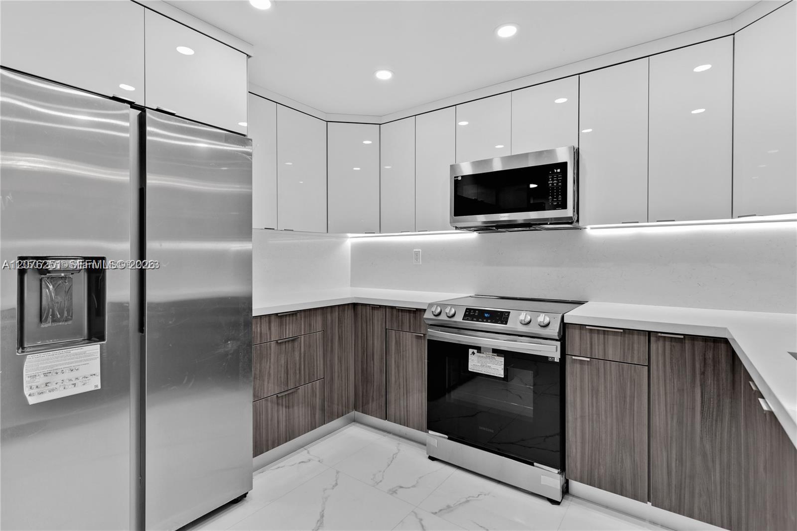 740 S Federal Highway 209 Property Photo 17