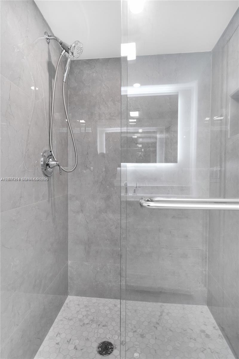740 S Federal Highway 209 Property Photo 21