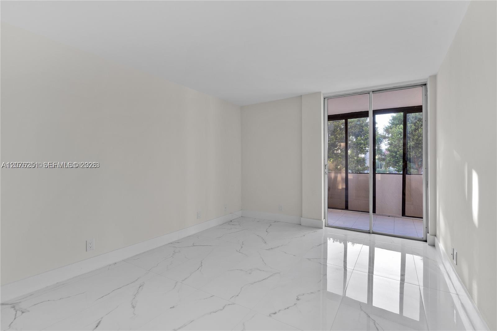 740 S Federal Highway 209 Property Photo 22