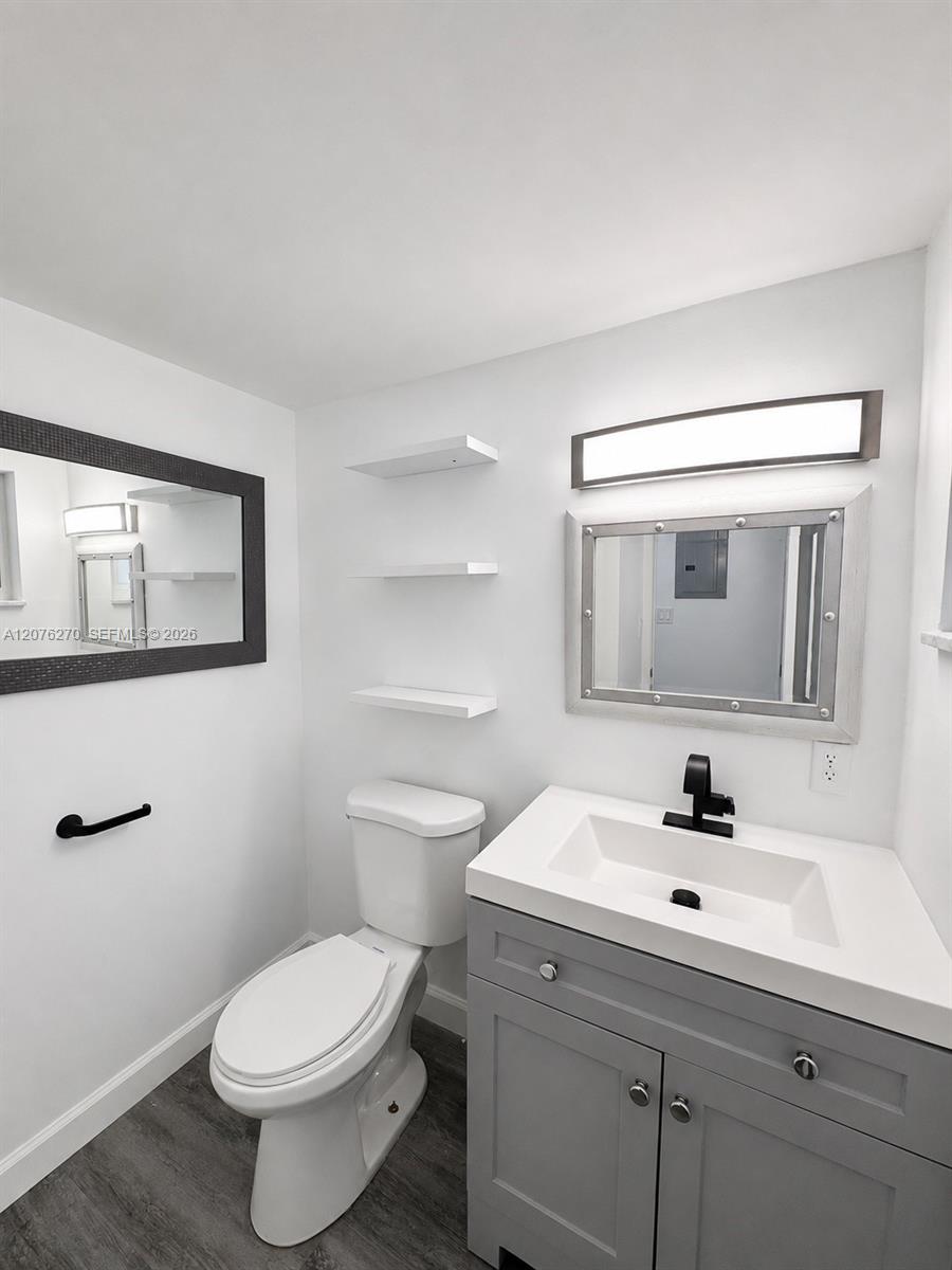 4000 Ne 170th Street 206 Property Photo 6